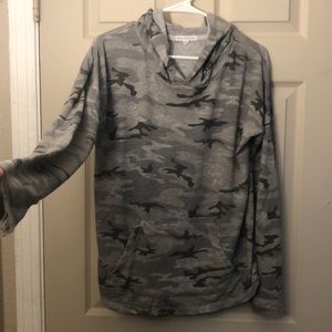 Lightweight hoodie